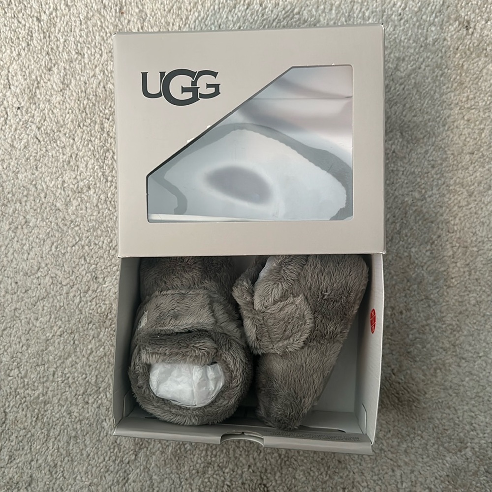 The Bixbee. - charcoal shoe NEW never worn